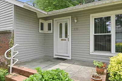 578 Richmond Road, East Meadow, NY 11554 - Photo 3