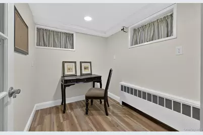 27 Longwood Drive, South Huntington, NY 11746 - Photo 29