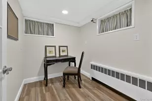 27 Longwood Dr, South Huntington, NY 11746 - Photo 29