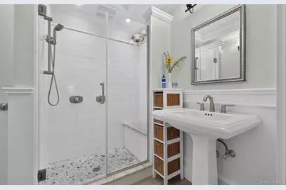 27 Longwood Drive, South Huntington, NY 11746 - Photo 23