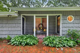 27 Longwood Dr, South Huntington, NY 11746 - Photo 31