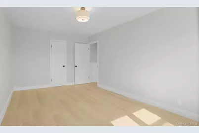 3304 Corsa Avenue, Bronx, NY 10469 - Photo 19