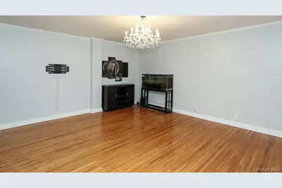 6-8 Wooleys Lane #B34, Great Neck, NY 11023 - Photo 21