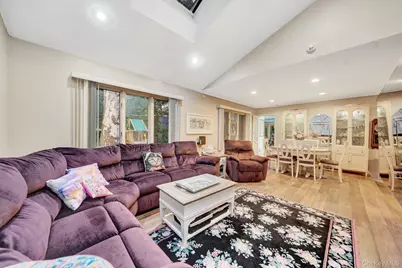 622 Harrison Avenue, East Meadow, NY 11554 - Photo 25