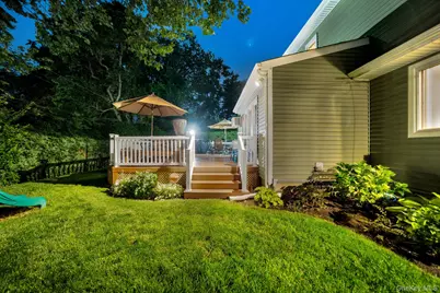 622 Harrison Avenue, East Meadow, NY 11554 - Photo 7