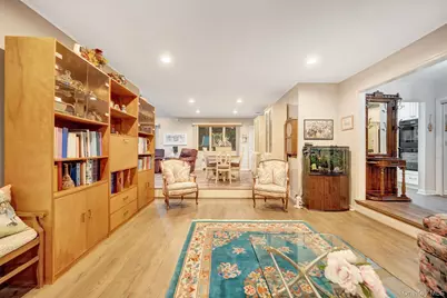 622 Harrison Avenue, East Meadow, NY 11554 - Photo 19
