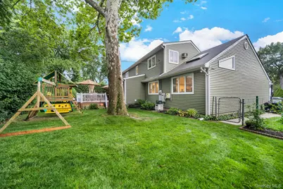 622 Harrison Avenue, East Meadow, NY 11554 - Photo 45