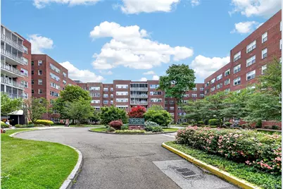 240 Garth Road #4H2, Scarsdale, NY 10583 - Photo 25