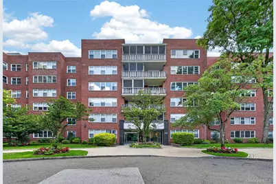 240 Garth Road #4H2, Scarsdale, NY 10583 - Photo 3