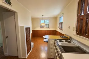 2526 Dogwood Ave, East Meadow, NY 11554 - Photo 3