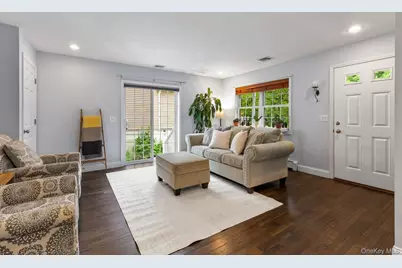 5 Glenmore Avenue, Glenwood Landing, NY 11547 - Photo 5