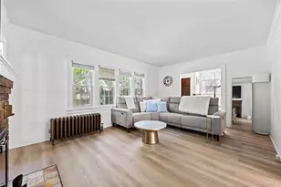 82 Superior Rd, Floral Park, NY 11001 - Photo 3