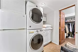 82 Superior Rd, Floral Park, NY 11001 - Photo 23