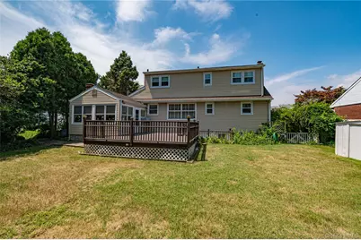 21 Langdon Road, Farmingdale, NY 11735 - Photo 3