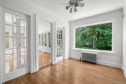 121 Walworth Avenue, Scarsdale, NY 10583 - Photo 11