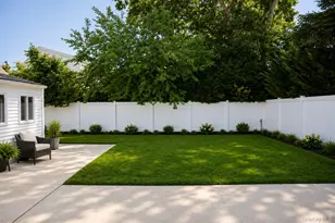 210 Willard Ave, Farmingdale, NY 11735 - Photo 13