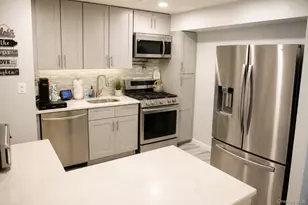 210 Willard Ave, Farmingdale, NY 11735 - Photo 5