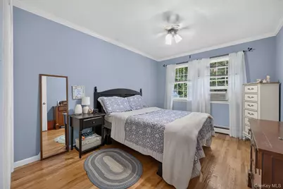 8 Tuscan Court, Huntington, NY 11746 - Photo 9