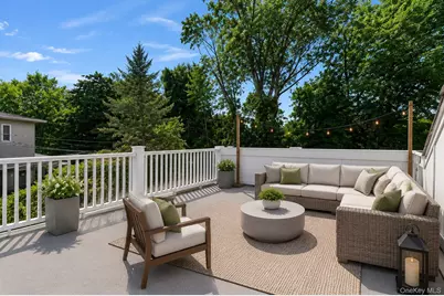 2184 Seneca Drive S, Merrick, NY 11566 - Photo 21