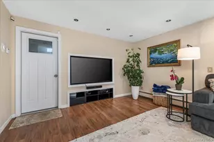 2184 Seneca Dr S, Merrick, NY 11566 - Photo 17