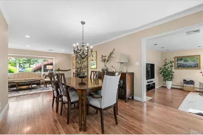 2184 Seneca Drive S, Merrick, NY 11566 - Photo 7