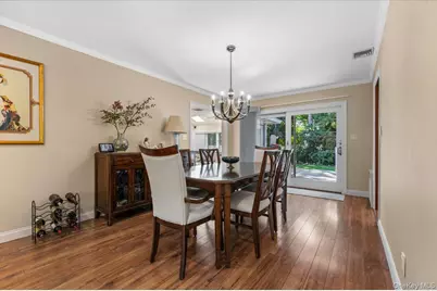2184 Seneca Drive S, Merrick, NY 11566 - Photo 9