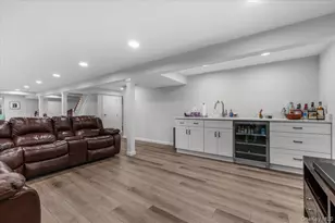 2184 Seneca Dr S, Merrick, NY 11566 - Photo 33