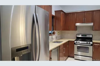 240-29 70 Avenue #2, Douglaston, NY 11362 - Photo 1