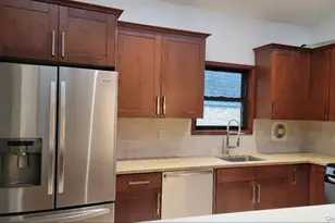 240-29 70th Ave, Douglaston, NY 11362 - Photo 3