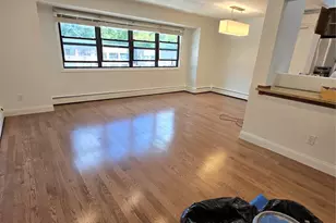 240-29 70th Ave, Douglaston, NY 11362 - Photo 5