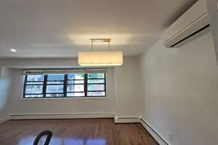 240-29 70th Ave, Douglaston, NY 11362 - Photo 11