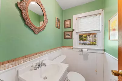 396 Farragut Avenue, Hastings on Hudson, NY 10706 - Photo 9