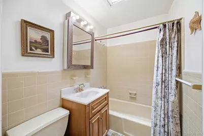 66-15 Gray Street, Middle Village, NY 11379 - Photo 15