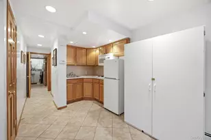 66-15 Gray St, Middle Village, NY 11379 - Photo 17