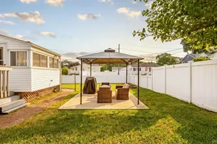 23 13th St, Bohemia, NY 11716 - Photo 19