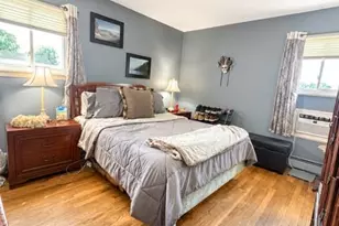 121 W Lake Dr, Lindenhurst, NY 11757 - Photo 9