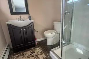 121 W Lake Dr, Lindenhurst, NY 11757 - Photo 11