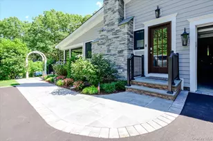 225 Laurel Ln, Syosset, NY 11791 - Photo 39