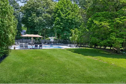 5 Kohlsaat Court, Smithtown, NY 11787 - Photo 23