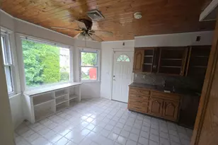 172 Evergreen Dr, Westbury, NY 11590 - Photo 7