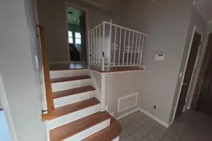 172 Evergreen Dr, Westbury, NY 11590 - Photo 11