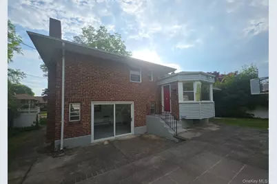 172 Evergreen Drive, Westbury, NY 11590 - Photo 25