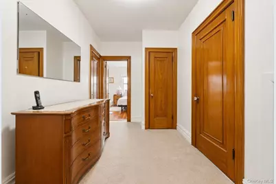 338 E 238th Street, Bronx, NY 10470 - Photo 17