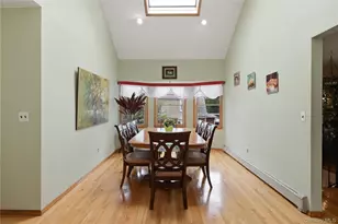 122 Irving Ave, Floral Park, NY 11001 - Photo 21