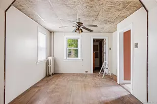 338 California Ave, Uniondale, NY 11553 - Photo 13