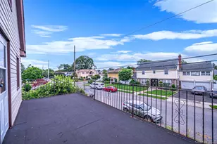 338 California Ave, Uniondale, NY 11553 - Photo 19