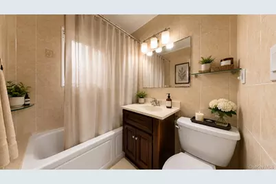 9523 105th Street, Ozone Park, NY 11416 - Photo 13