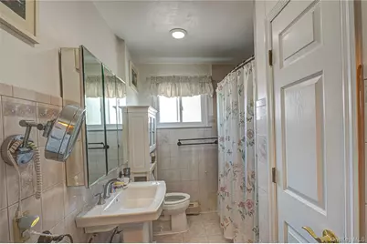 1 Marlboro Avenue, Massapequa, NY 11758 - Photo 19
