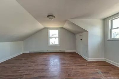 35 Oakland Avenue, Port Jefferson, NY 11776 - Photo 11