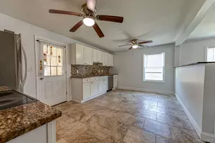 35 Oakland Ave, Port Jefferson, NY 11776 - Photo 5